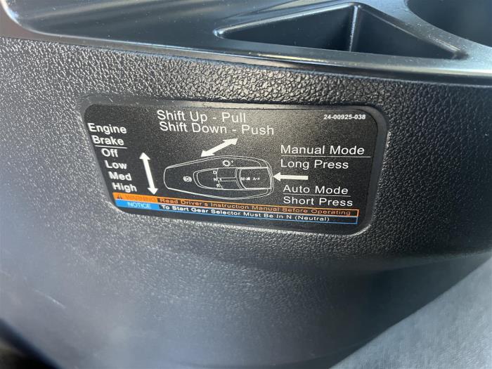 2019 Freightliner Cascadia-19