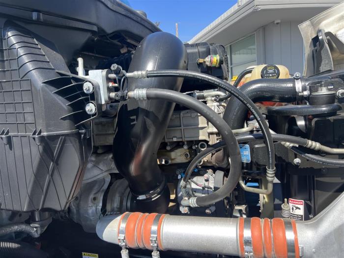 2019 Freightliner Cascadia-9