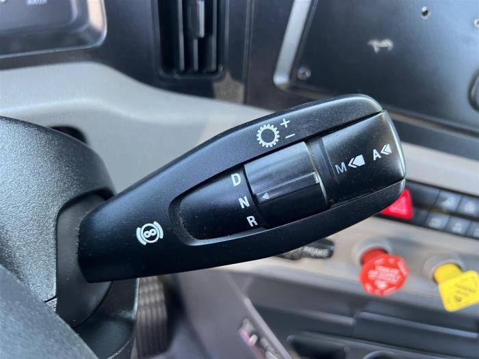 2019 Freightliner Cascadia-20