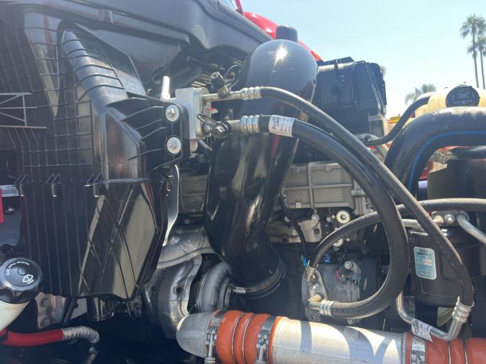 2020 Freightliner Cascadia-10
