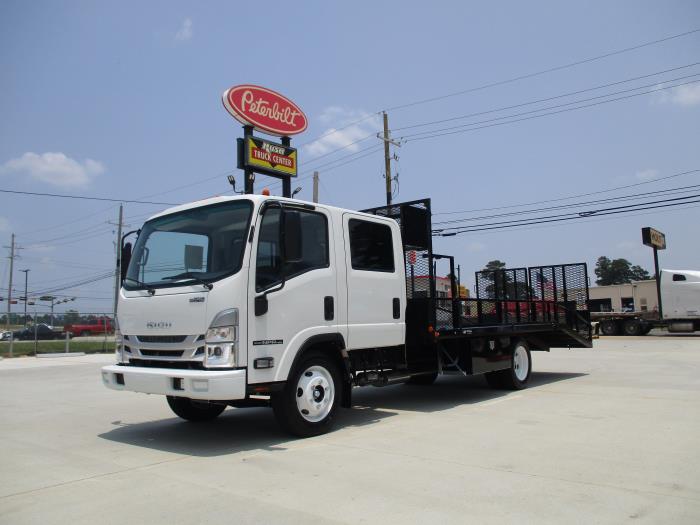 2024 Isuzu NPR-HD-1