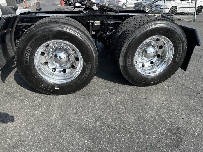 2020 Peterbilt 579-18