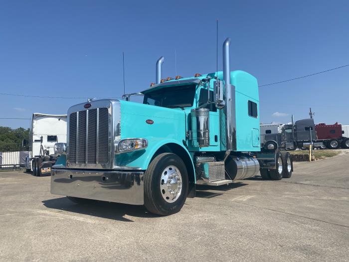 2024 Peterbilt 389-2