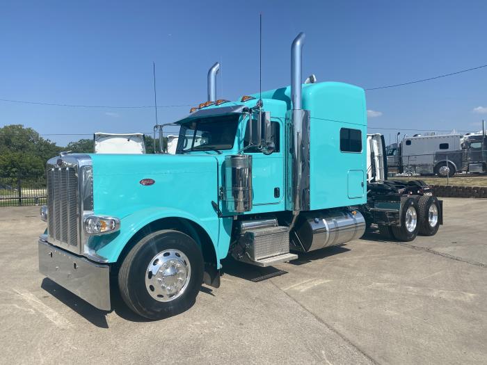 2024 Peterbilt 389-3