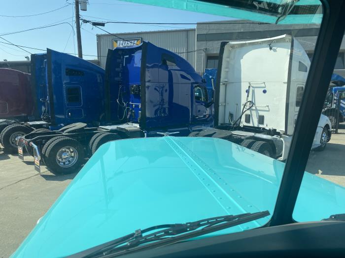 2024 Peterbilt 389-46