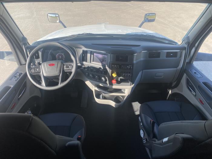 2024 Peterbilt 579-18