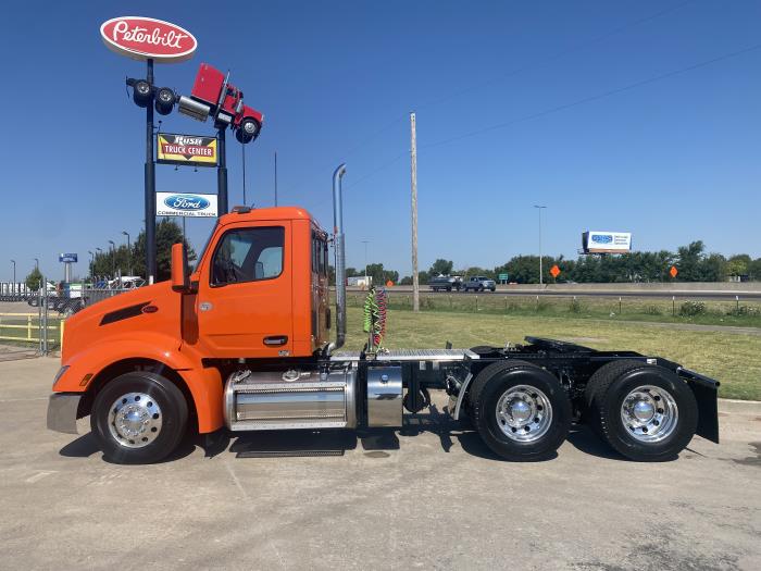 2024 Peterbilt 579-2
