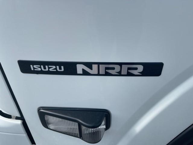 2024 Isuzu NRR-10