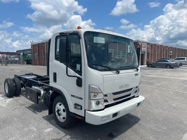 2023 Isuzu NRR-5