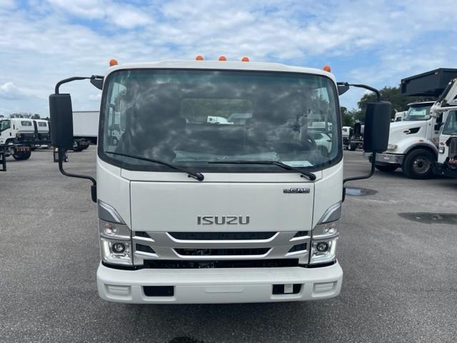 2024 Isuzu NRR-6