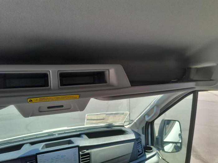 2023 Ford E-Transit-17