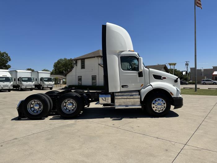 2019 Peterbilt 579-4