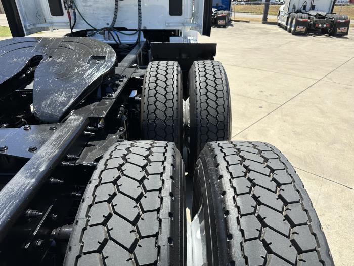 2019 Peterbilt 579-16