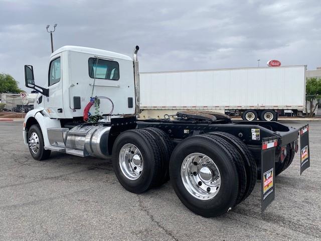2015 Peterbilt 579-6