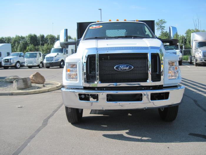 2024 Ford F-750-15