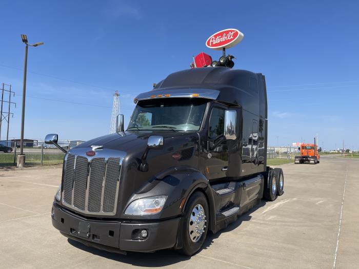 2020 Peterbilt 579-1