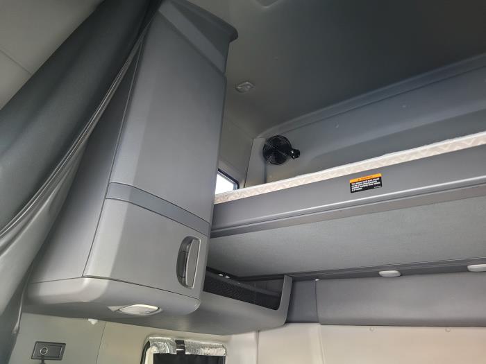2020 International LT625-31