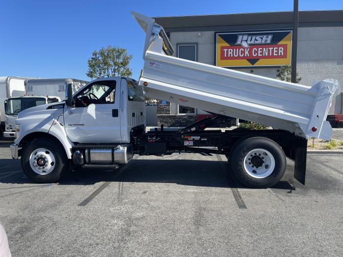 2024 Ford F-750-25