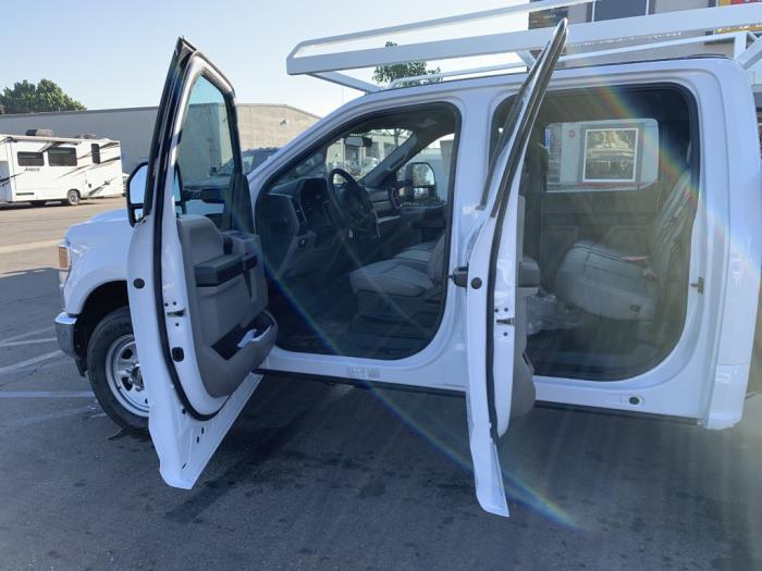 2023 Ford F-350-23