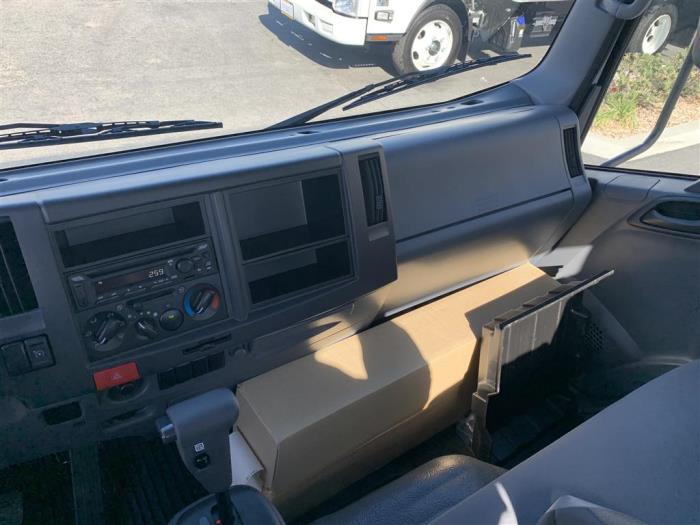 2024 Isuzu NRR-15