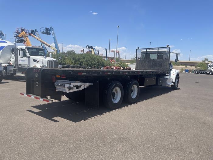 2015 Peterbilt 348-3
