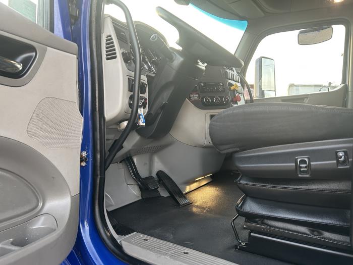 2020 Peterbilt 579-9