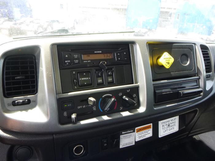 2017 Hino 268A-19