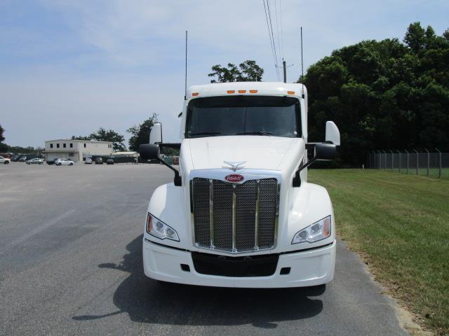 2024 Peterbilt 579-28