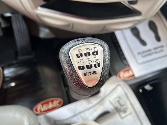 2018 Peterbilt 579-33