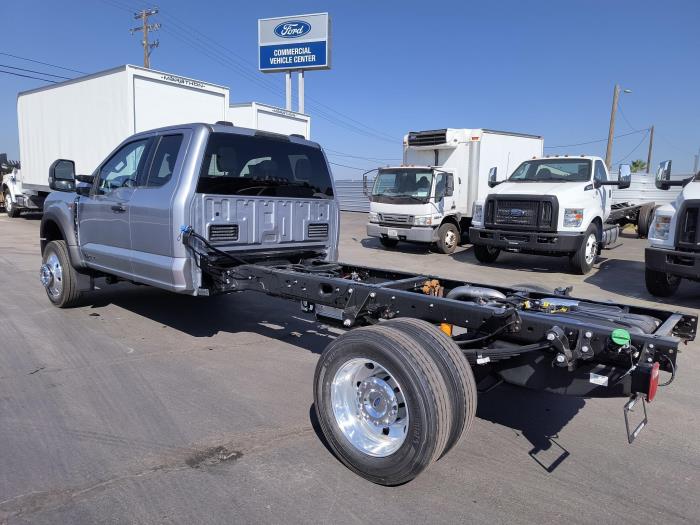 2023 Ford F-450-4