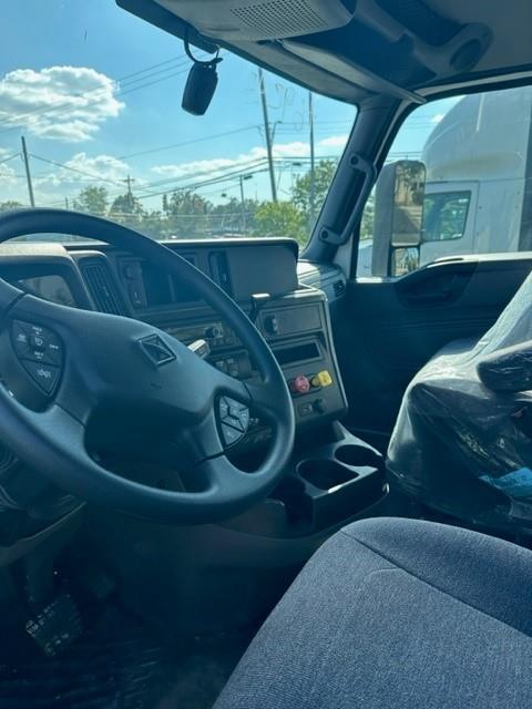 2023 International LT625-5