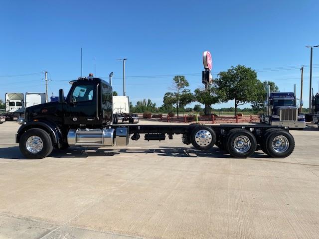 2024 Peterbilt 567-8