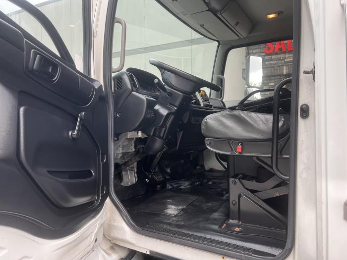 2018 Hino 268A-11