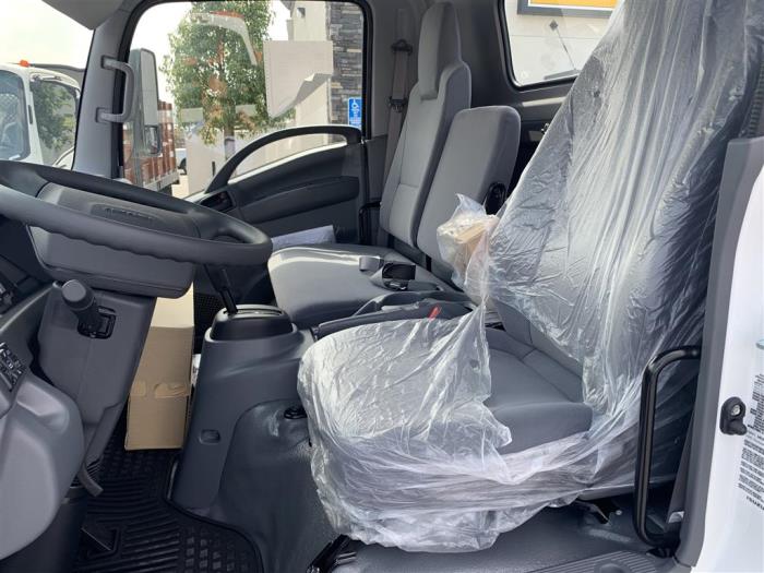 2024 Isuzu NPR-HD-16