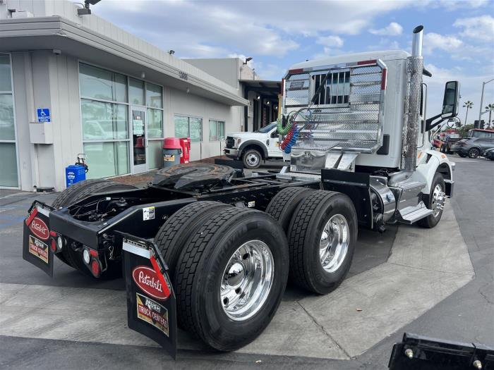 2016 Peterbilt 567-5