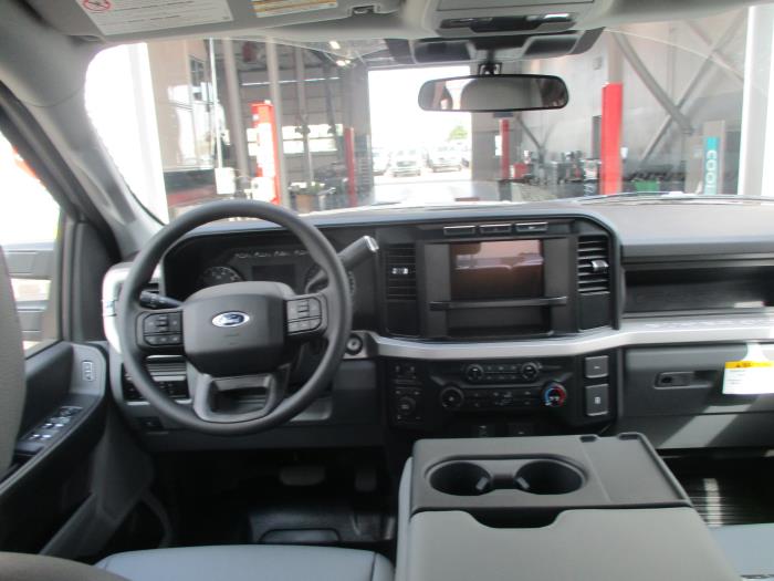 2023 Ford F-250-9