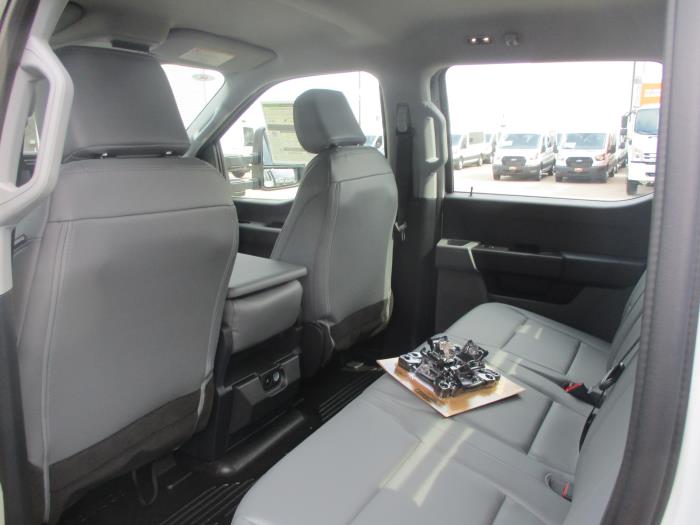 2023 Ford F-250-8