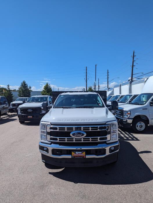 2023 Ford F-350-2