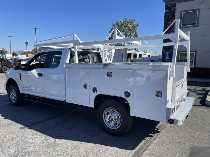 2023 Ford F-350-3