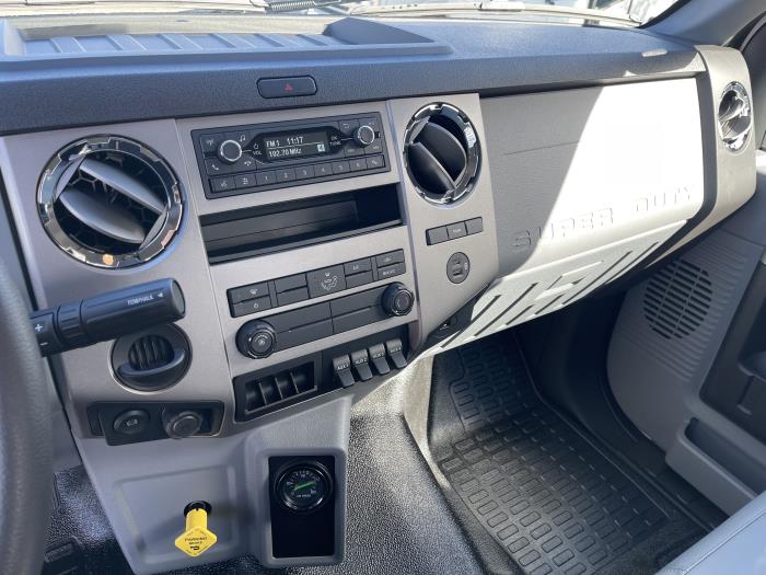 2024 Ford F-750-13