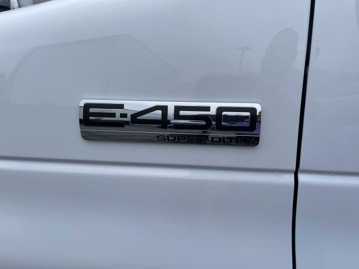 2024 Ford E-450-9