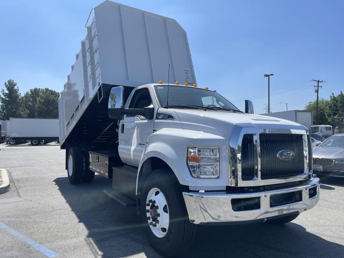 2024 Ford F-650-22