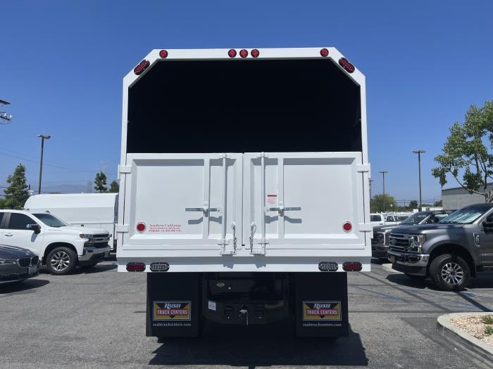 2024 Ford F-650-3