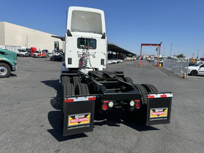 2016 Peterbilt 579-18