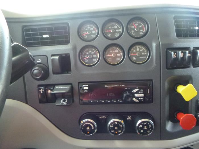 2019 Peterbilt 567-23