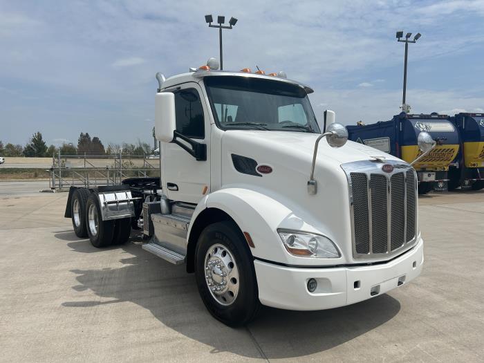 2015 Peterbilt 579-7