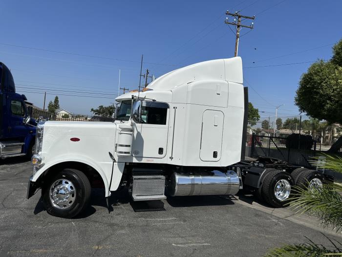2016 Peterbilt 389-19