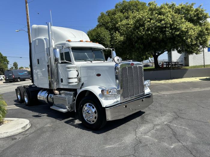 2016 Peterbilt 389-61