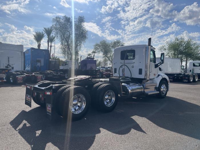 2020 Peterbilt 579-5