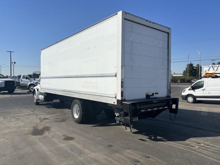 2017 International 4300-4X2-4